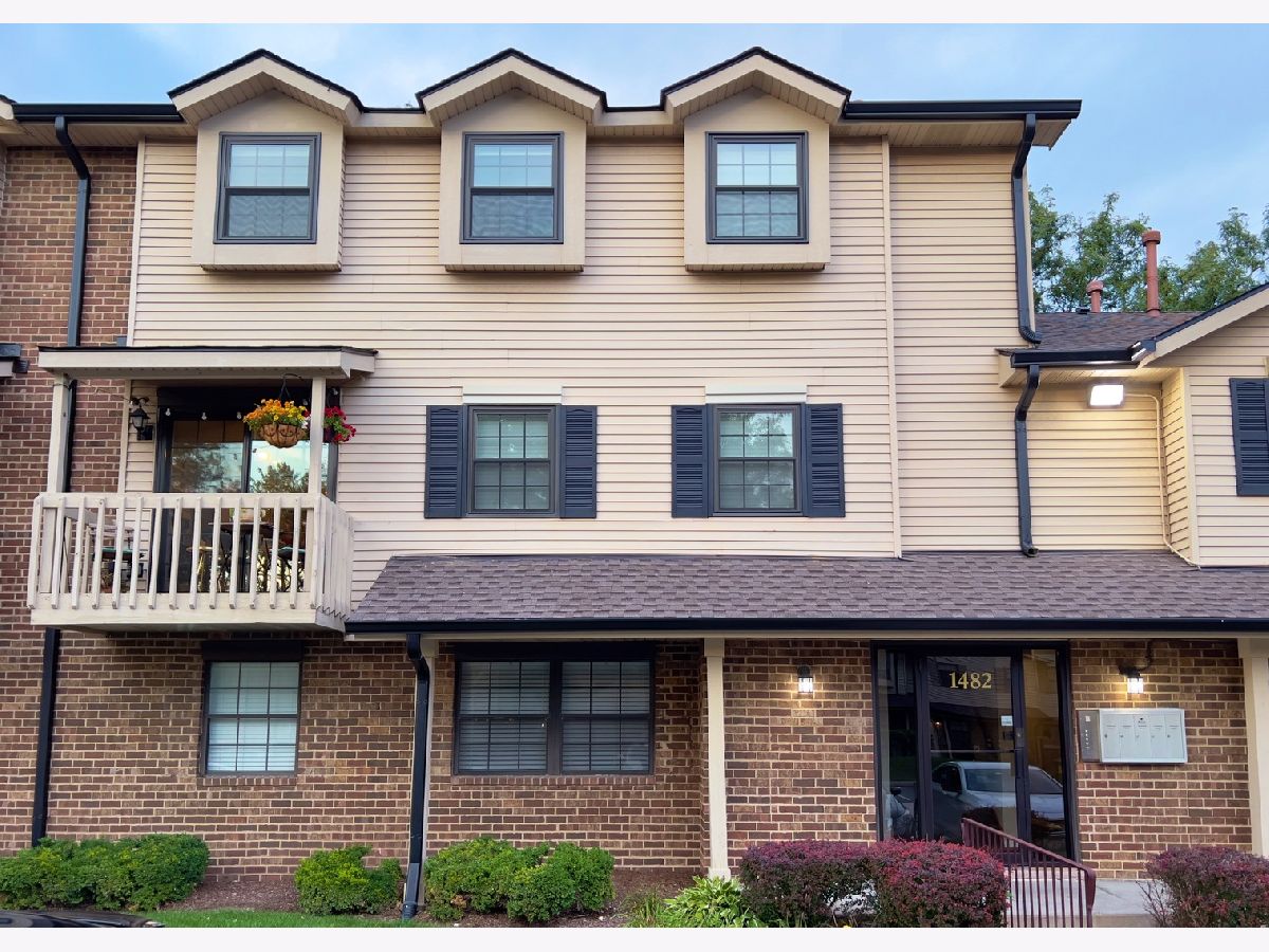 Condos & Townhomes Sold Jefferson West Naperville Illinois, 1482 Jefferson