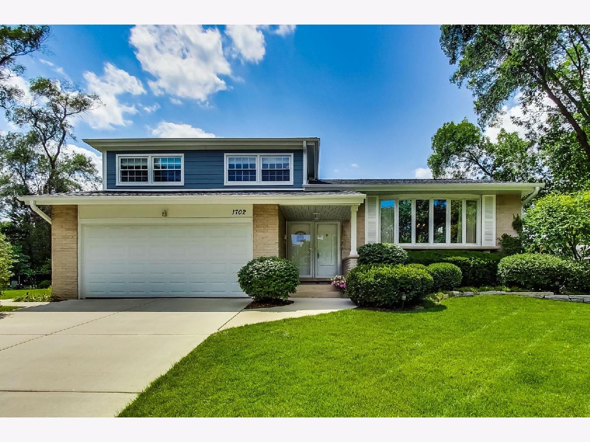 Homes Sold Arlington Terrace Arlington Heights Illinois, 1702 Dale