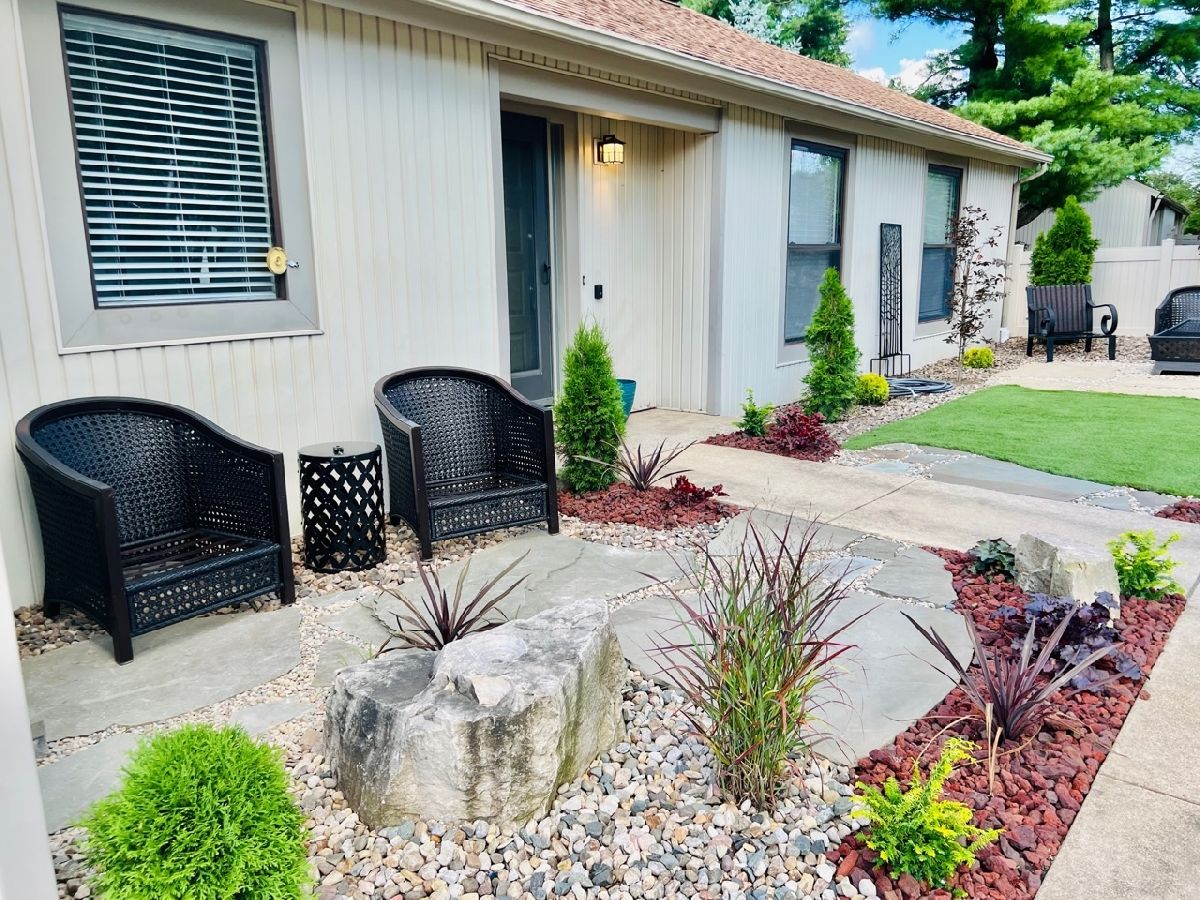 Condominiums & Homes Rented Colony West Champaign Illinois, 808 Phoenix