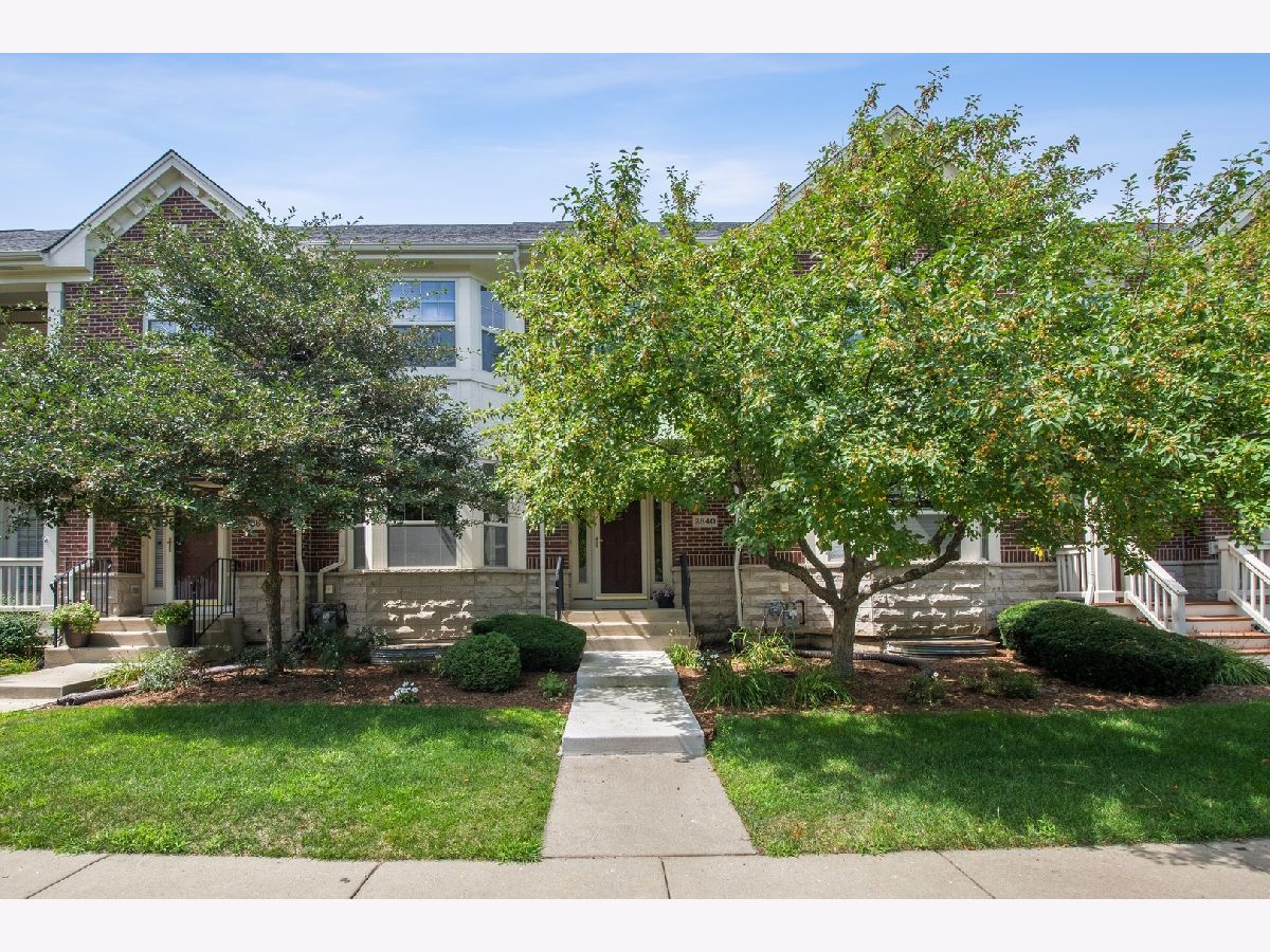 Townhomes & Homes Sold Cambridge At The Glen Glenview Illinois, 2640 Violet