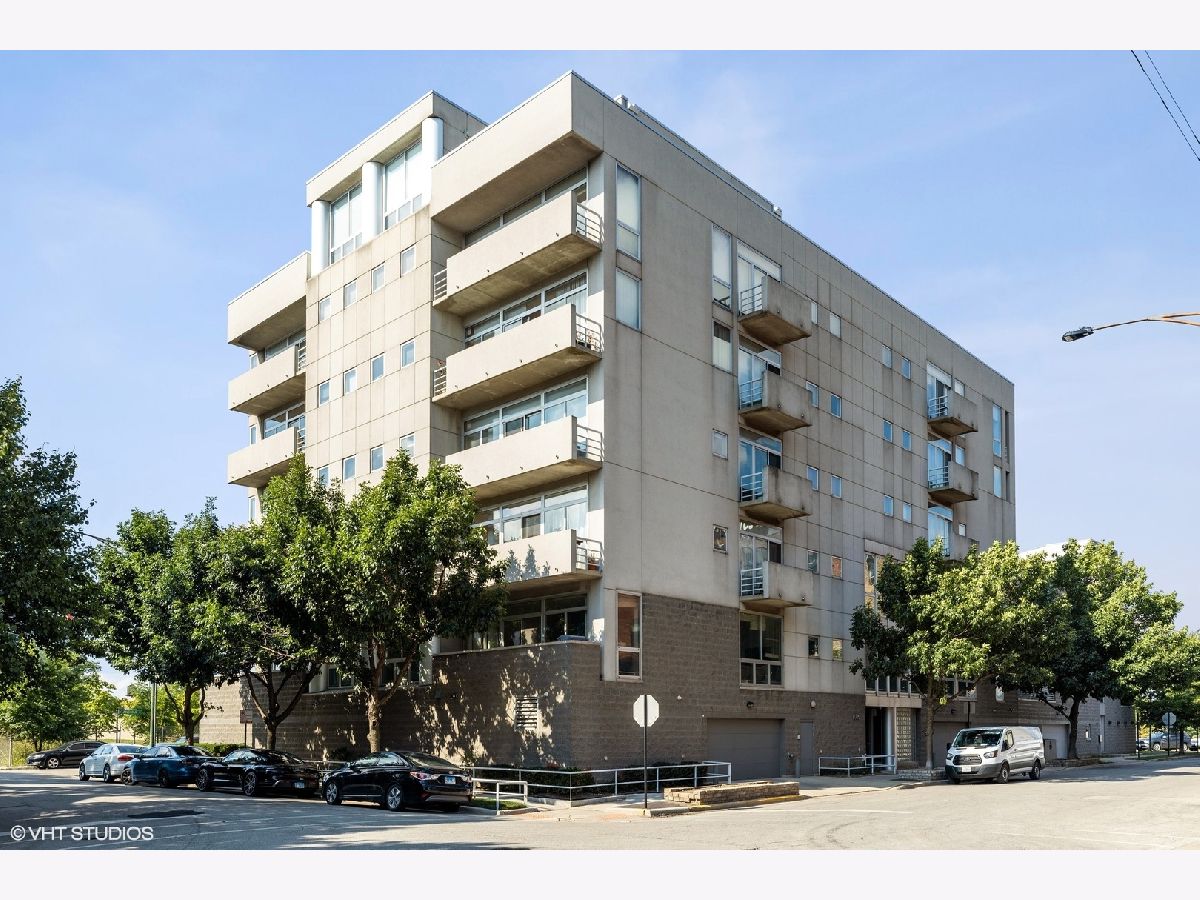 Condos & Townhomes Sold Montreux Condos Chicago Illinois, 1035 Huron