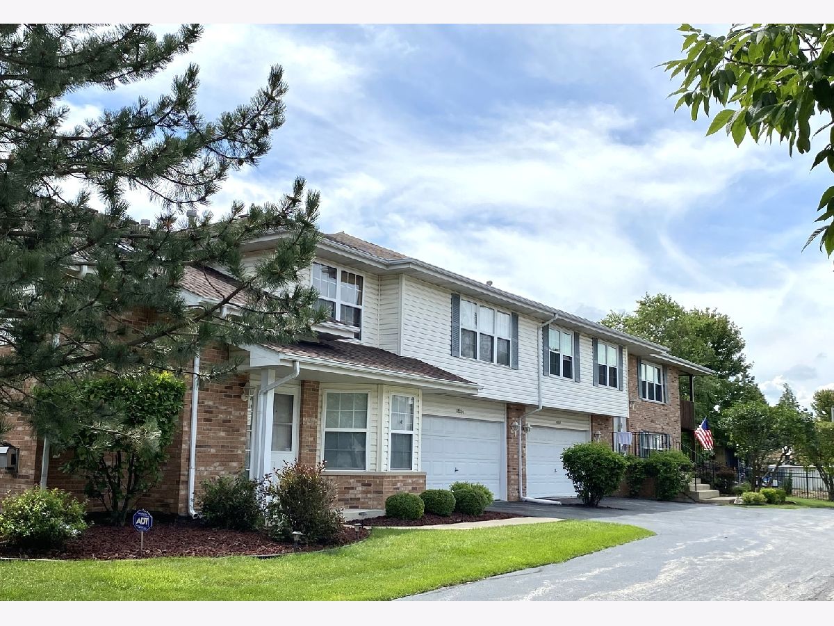 Townhomes & Homes Sold Townpointe Tinley Park Illinois, 18256 Kirby