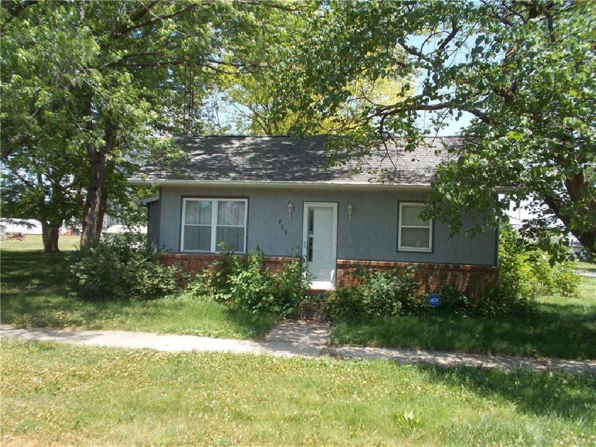  Sold Findlay , 409 Second