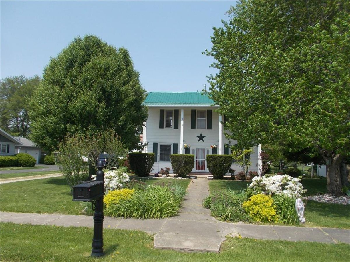  Sold Strasburg , 105 Franklin