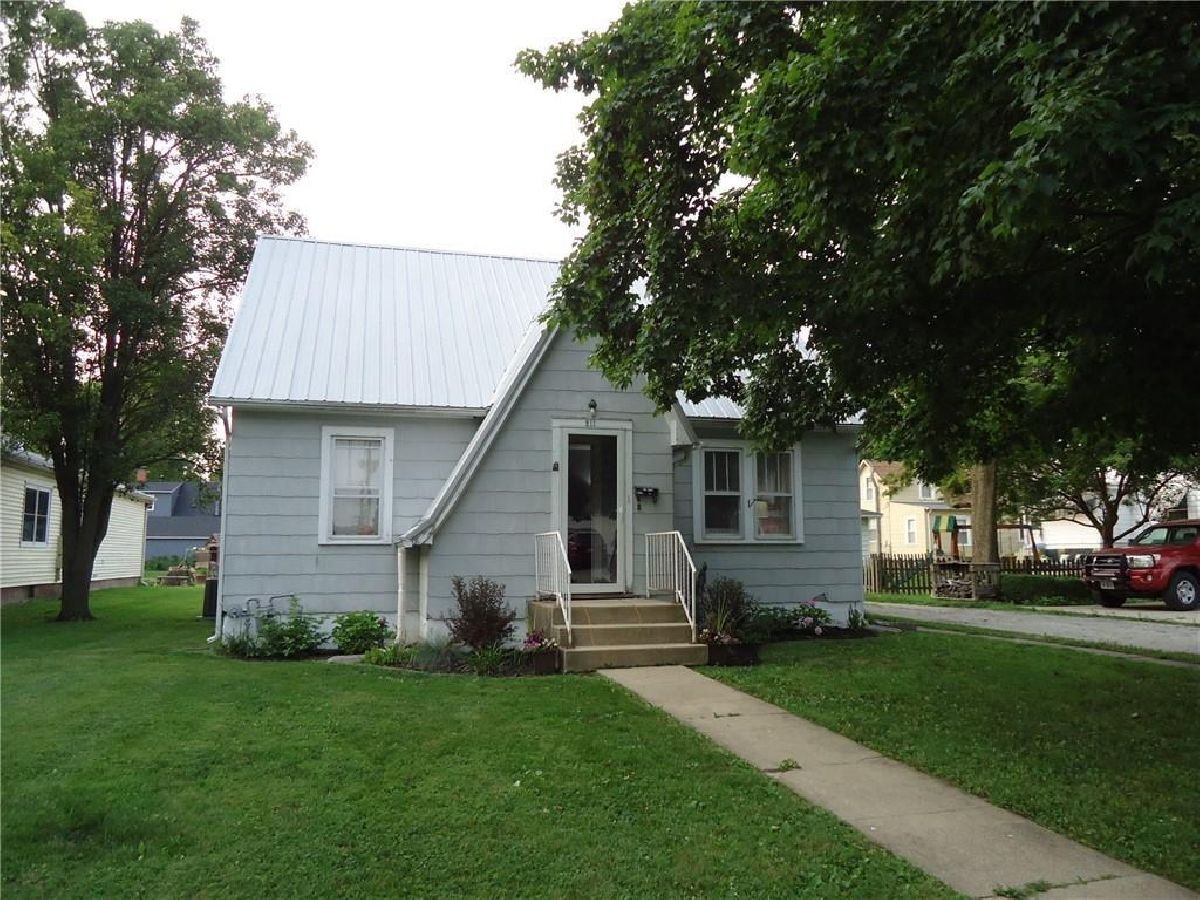 Homes Sold Earp & Tackett Add Shelbyville , 211 N 2nd
