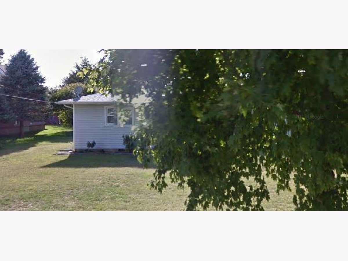  Sold Argenta , 235 Melrose