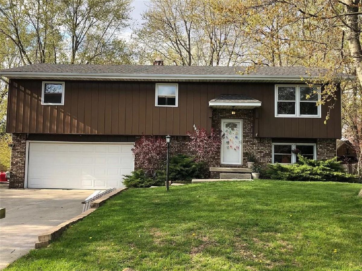  Sold Forsyth , 440 Loma