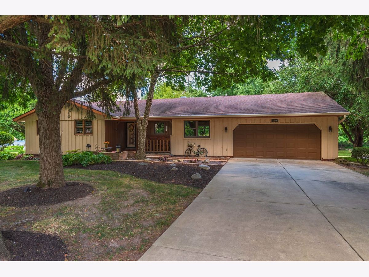 Homes Sold Trails On Sunset Lake Carlock Illinois, 8279 Edgewater