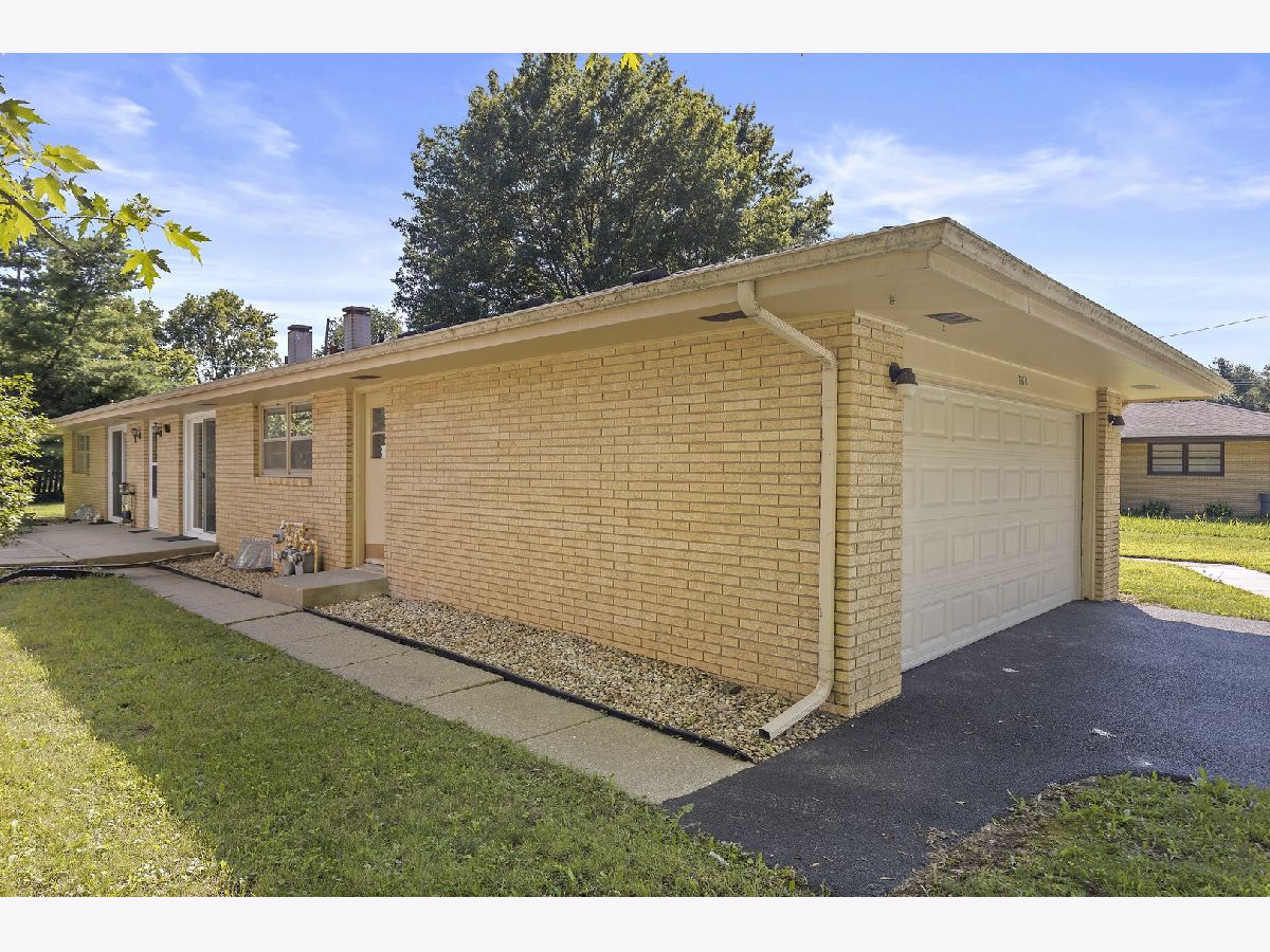  Rented Belvidere Illinois, 1514 Douglas