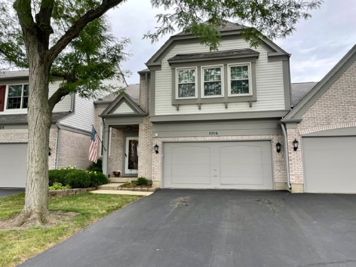 Townhomes & Homes Rented Orleans Naperville Illinois, 1706 Coach