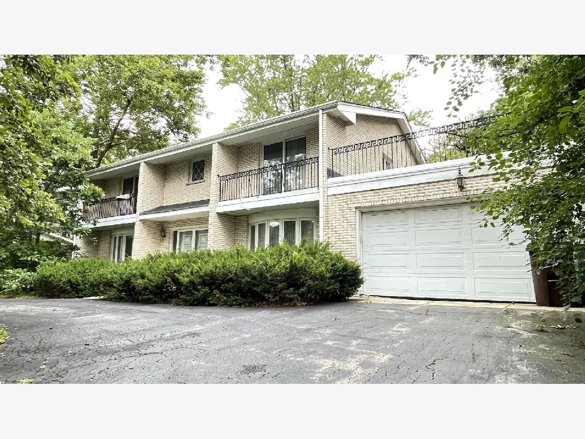 Townhomes & Condos & Homes Sold Westgate Valley Palos Heights Illinois, 12903 Westgate