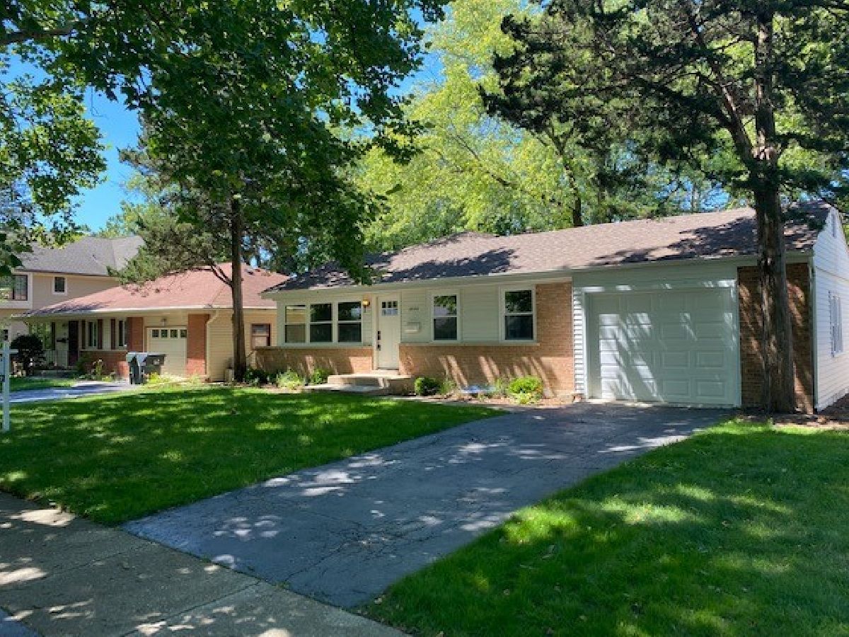 Homes Sold Northbrook Estates Northbrook Illinois, 2000 Thornwood
