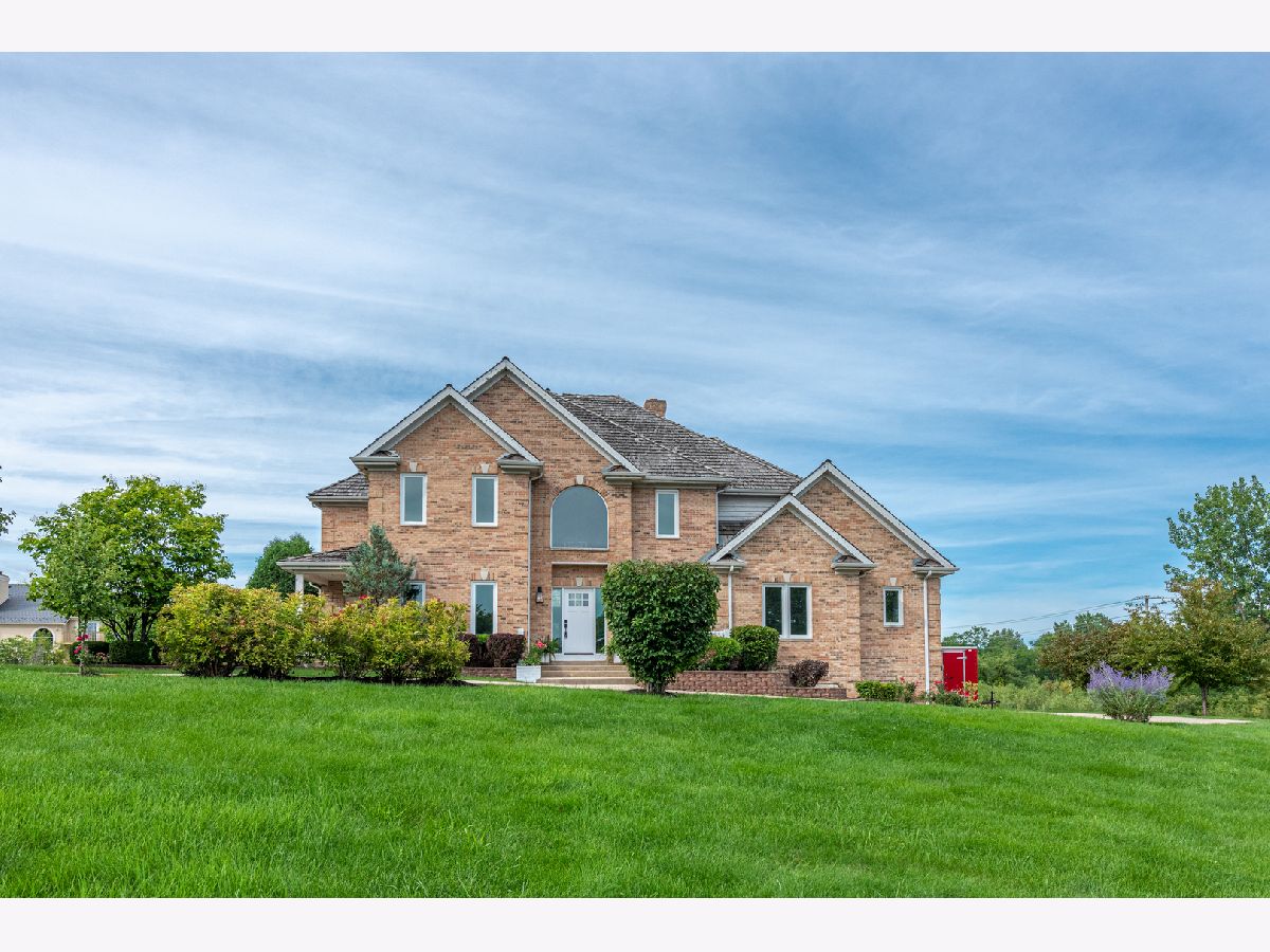 Homes Sold Falcon Lakes South Barrington Illinois, 2 Falcon Lakes