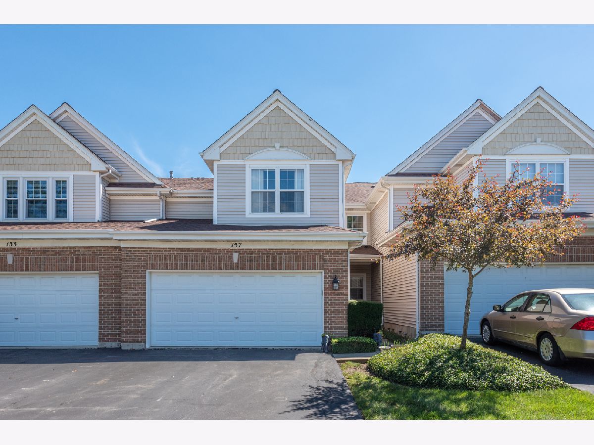 Townhomes & Homes Sold Cherry Hill Schaumburg Illinois, 157 Farmgate