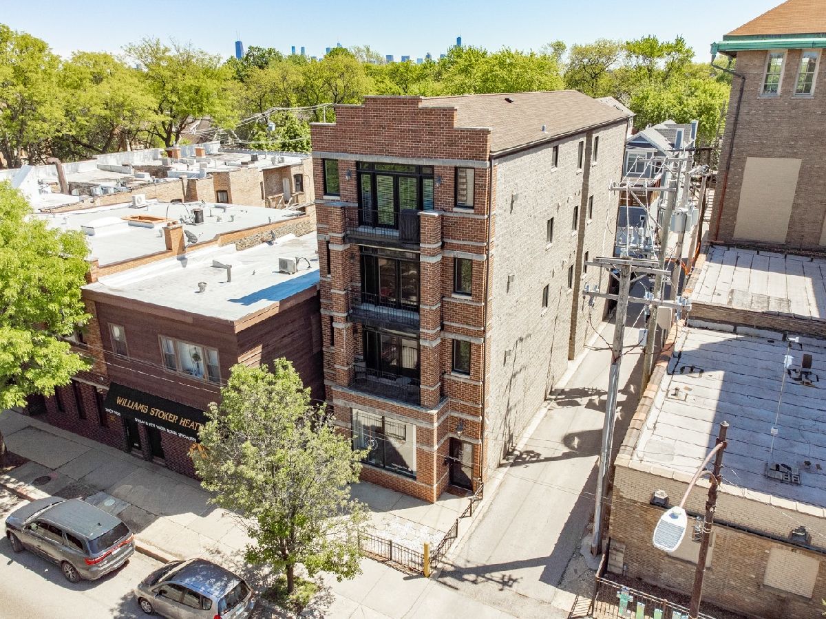 Townhomes & Condos & Homes Sold Roscoe Village/lakeview Chicago Illinois, 1831 Belmont