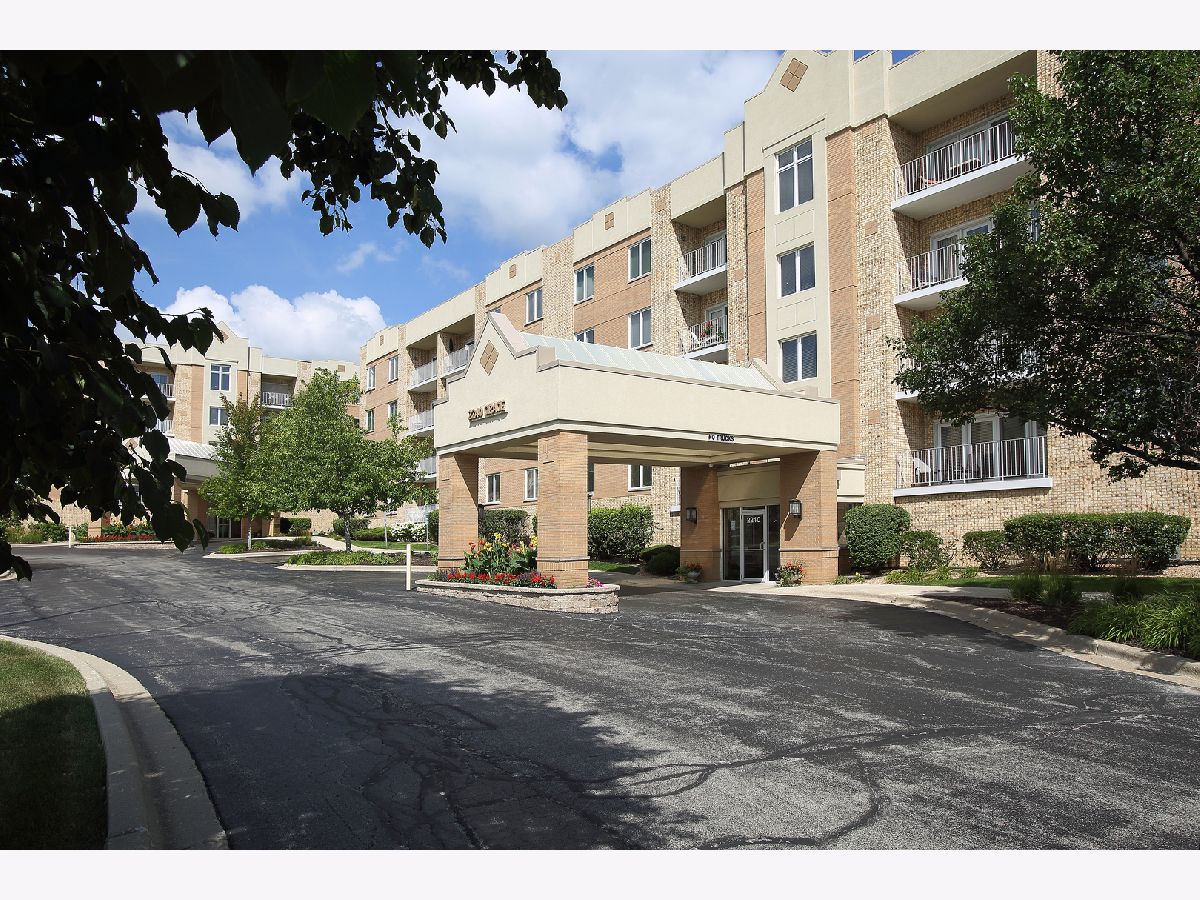 Condominiums & Homes Sold Liberty Square Lombard Illinois, 2240 Grace