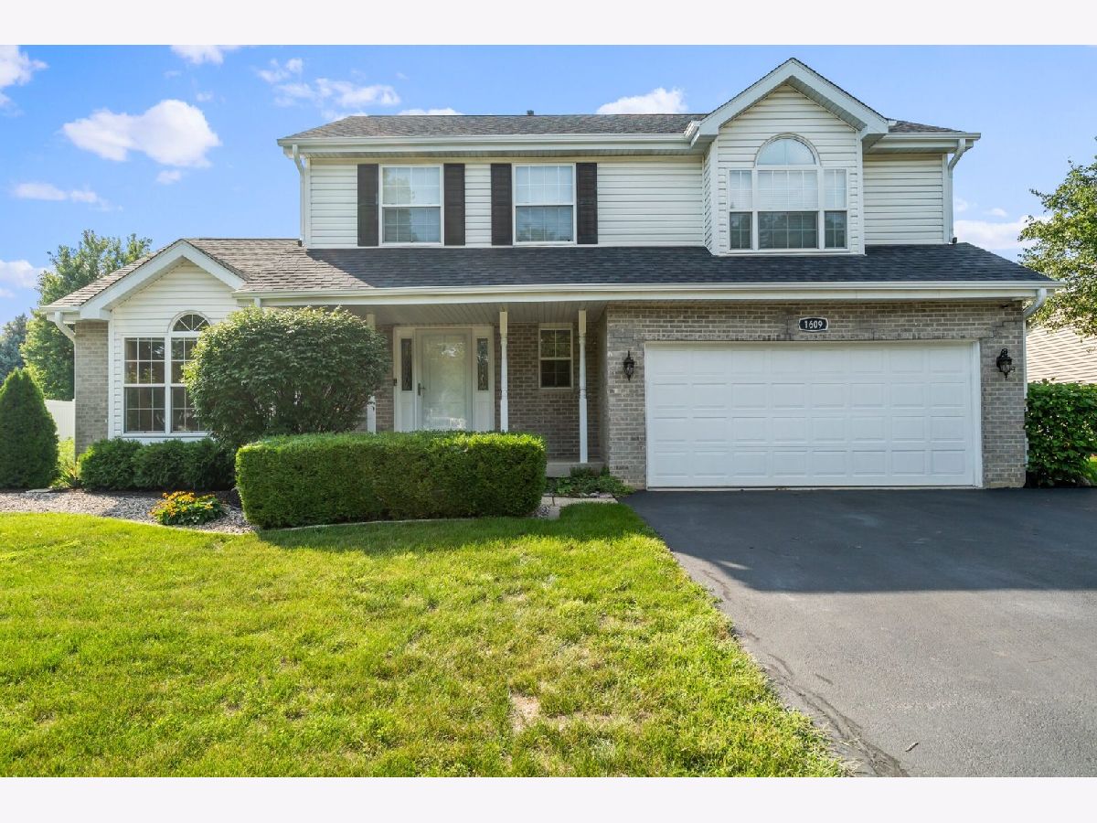 Homes Sold Summerfield Plainfield Illinois, 1609 Pebble Beach