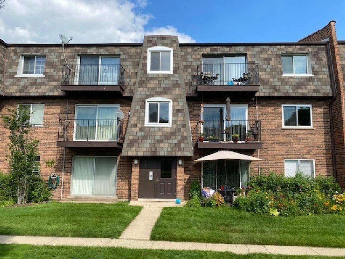 Bay Colony Des Plaines IL, Condominiums For Sale & For Rent Sadie