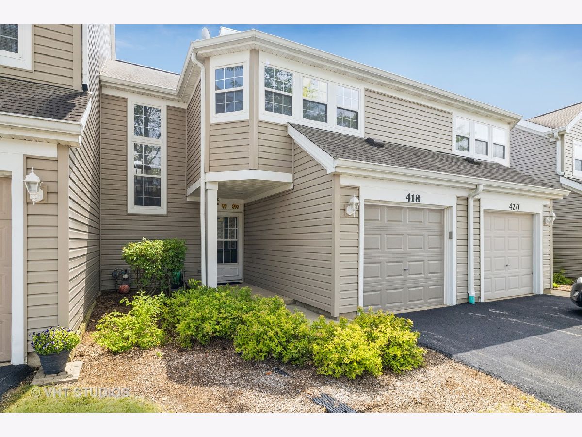 Townhomes & Condos Sold Steeplechase Carol Stream Illinois, 418 Waterford