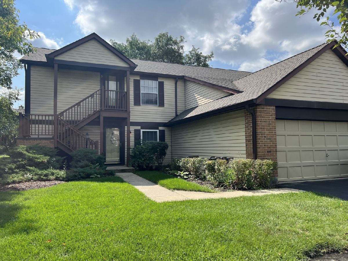 Condos & Townhomes Rented Butterfield Manor Glen Ellyn Illinois, 363 Sandhurst