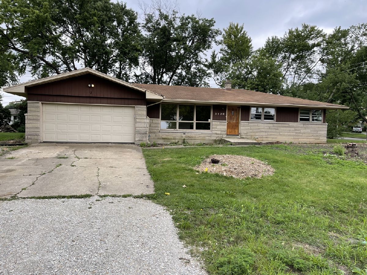 Homes Sold Pinecrest Joliet Illinois, 3120 Galena