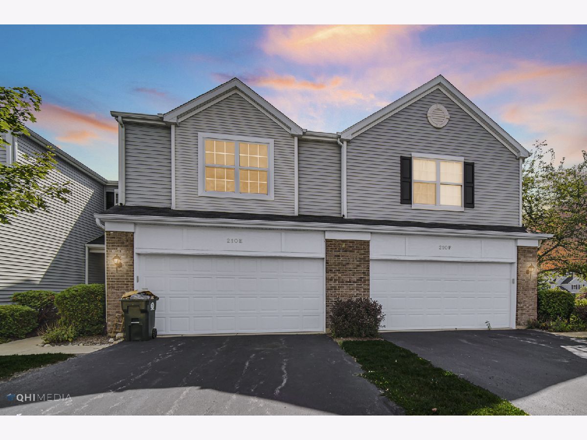 Bristol Bay Yorkville IL, Condos & Townhomes & Homes For Sale & For