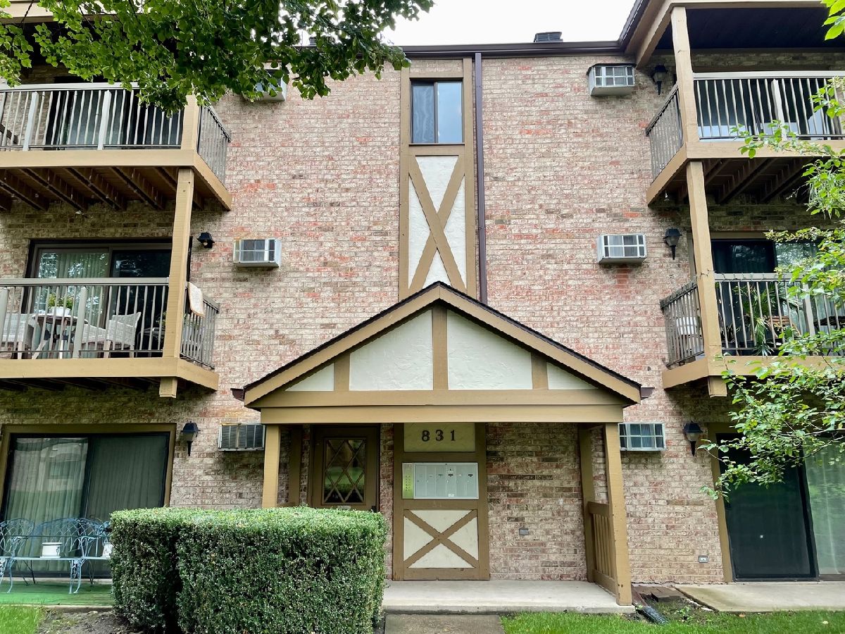 Condominiums Sold Church Creek Arlington Heights Illinois, 831 Dwyer