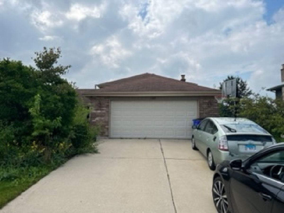 Homes Sold Pinewood East Orland Park Illinois, 11663 Glenview