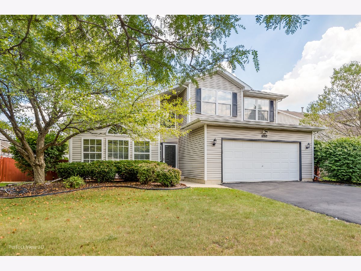 Homes Sold Fox Meadow Crest Hill Illinois, 1850 Springside