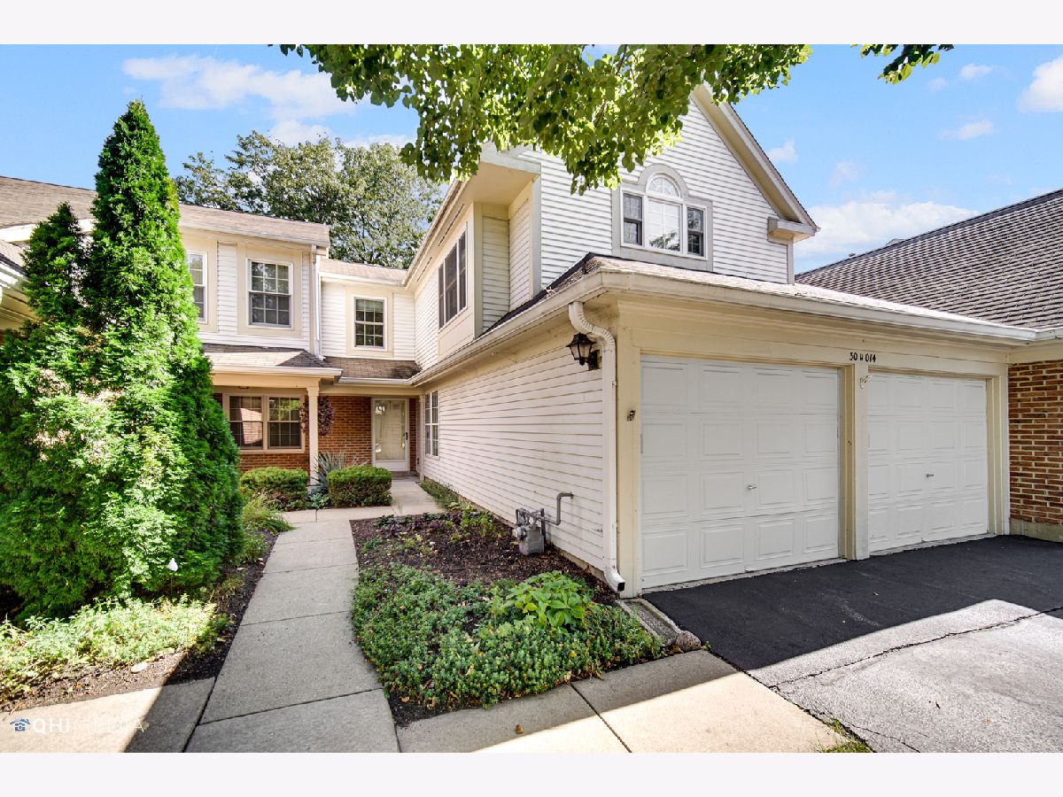 Maple Hill Warrenville IL, Townhomes & Condos For Sale & For Rent