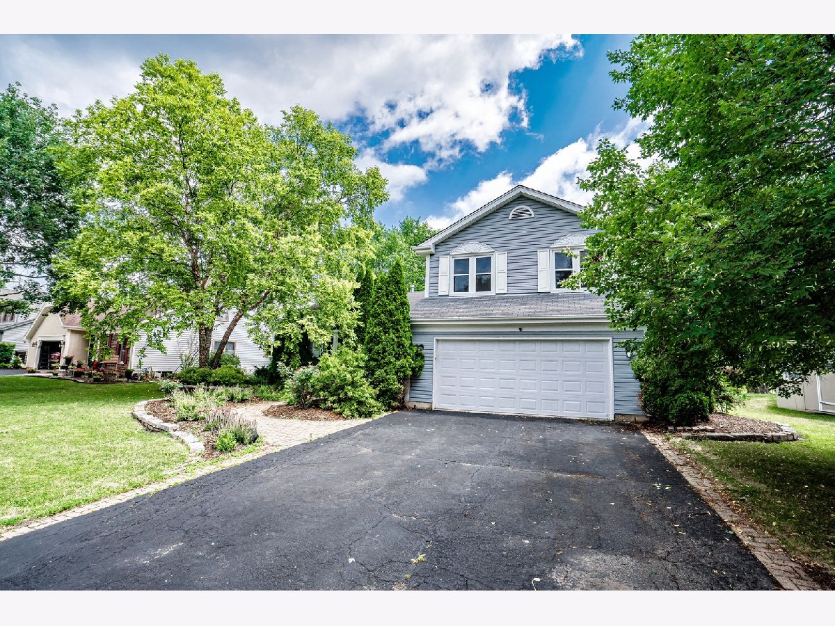 Homes Rented Millers Grove Lake Zurich Illinois, 941 Holly