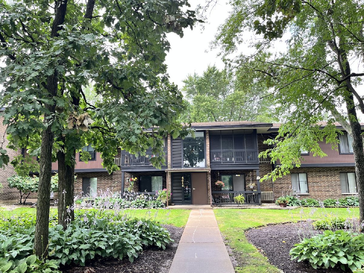 Condominiums Sold Northfox Mchenry Illinois, 4614 Northfox