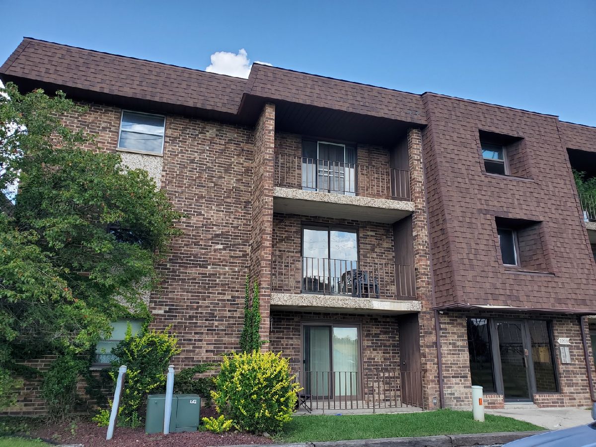 Condos & Townhomes Rented Arrow Condominiums Lansing Illinois, 2203 175th