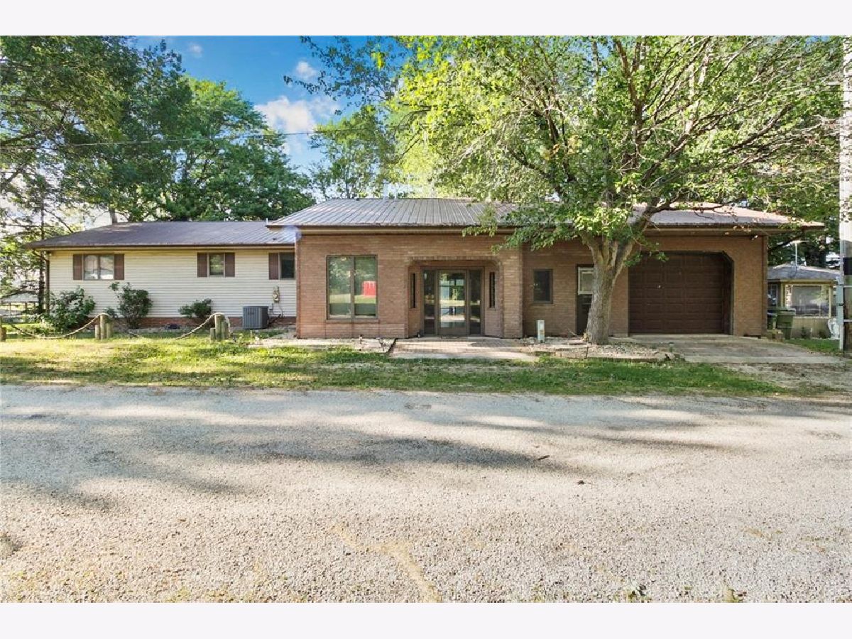  Sold Neoga , 15 Prahls