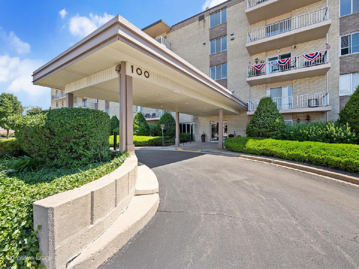 Condominiums Sold Royal York Elmhurst Illinois, 100 Butterfield