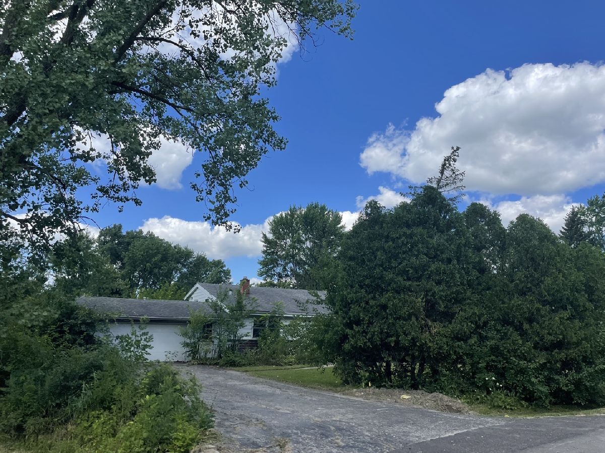 Homes Sold Meadow Haven Libertyville Illinois, 2221 Heathercliff