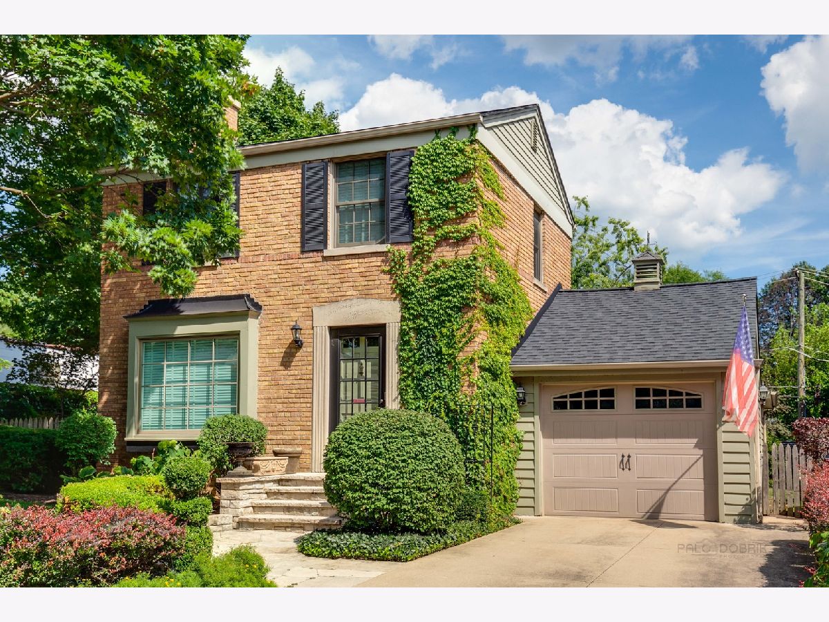 Homes & Townhomes & Condos Rented Copeland Manor Libertyville Illinois, 608 Ardmore