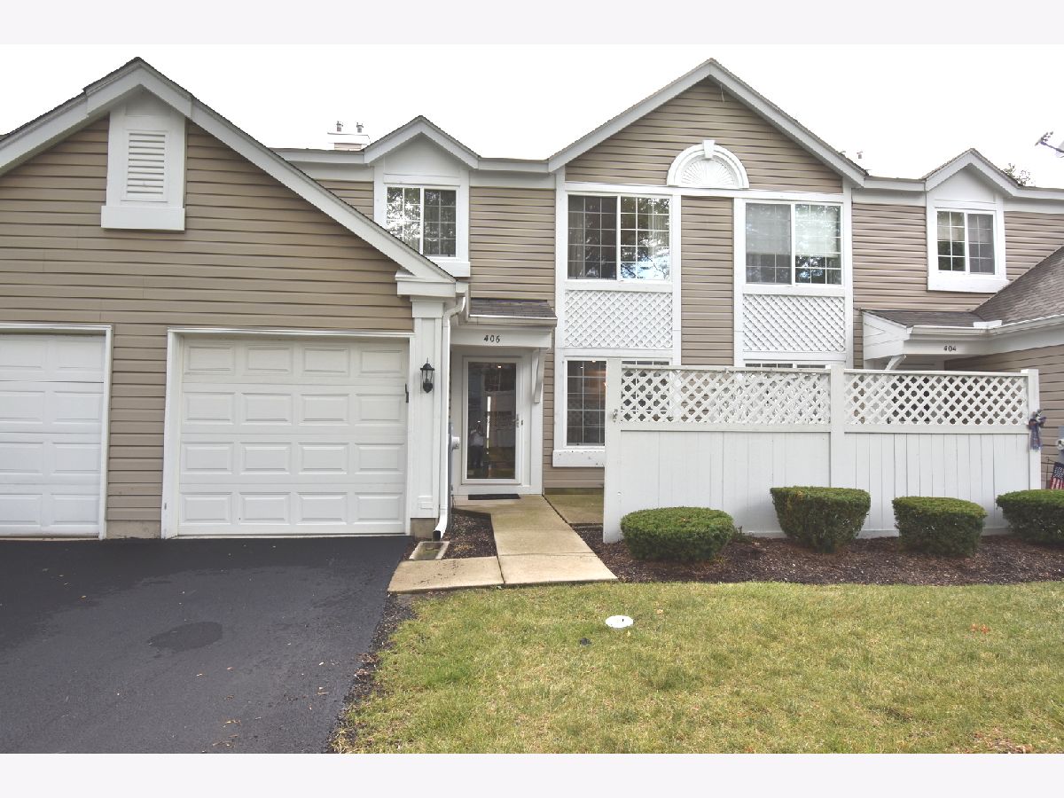 Townhomes & Condos Sold Liberty Square Aurora Illinois, 406 Trenton