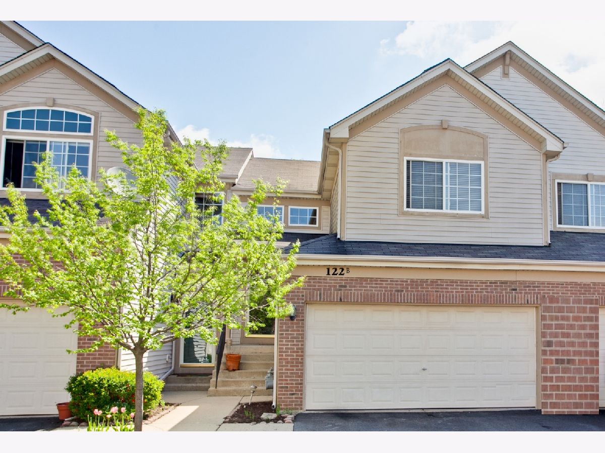 122 Southwicke Drive, Streamwood, Illinois 60107 MLS 11611915