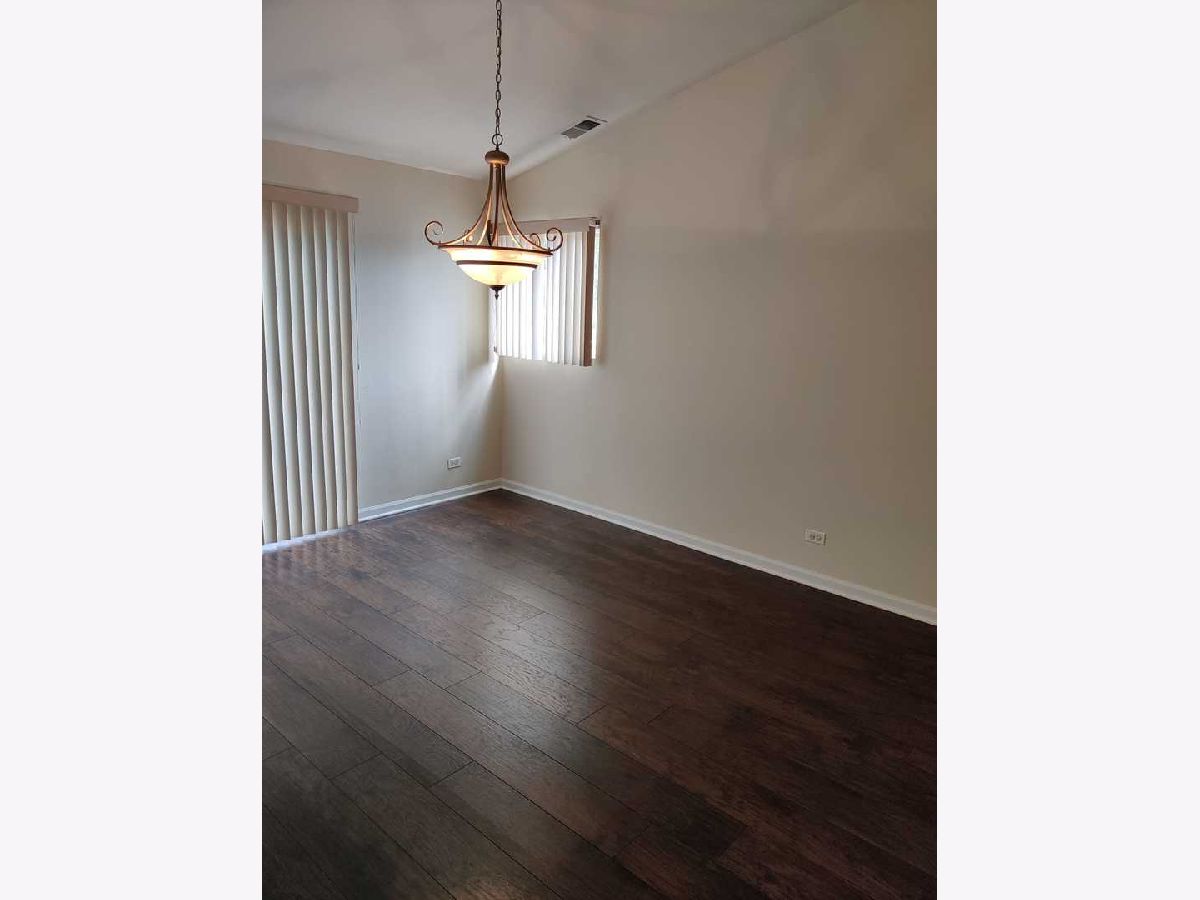 122 Southwicke Drive, Streamwood, Illinois 60107 MLS 11611915