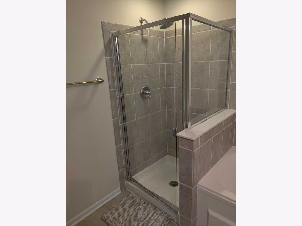 122 Southwicke Drive, Streamwood, Illinois 60107 MLS 11611915