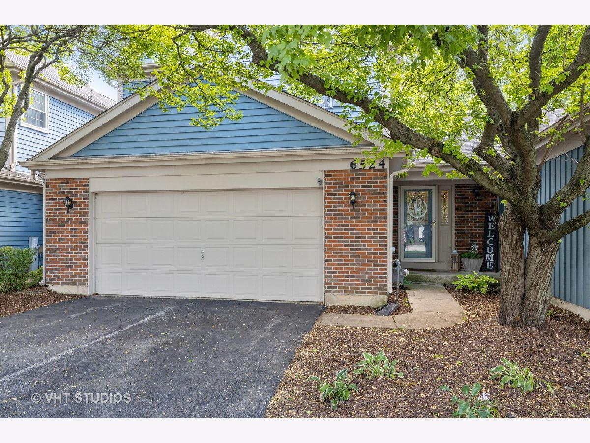 Townhomes Sold Kensington Place Downers Grove Illinois, 6524 Barclay