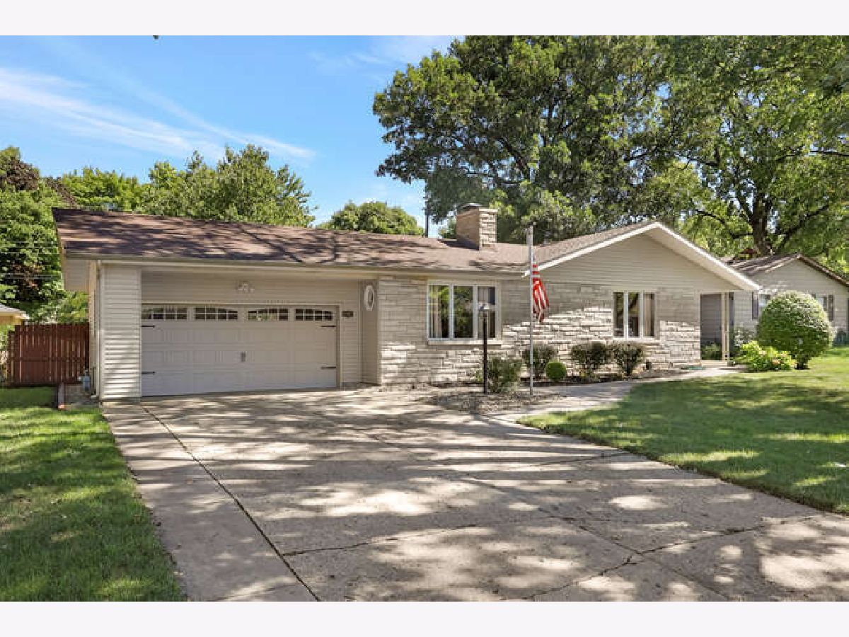 Homes Sold Ennis Heights Champaign Illinois, 1206 Gertrude