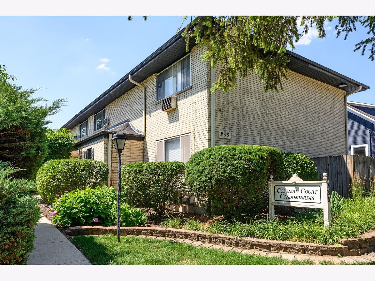 Condominiums Sold Colonial Court Palatine Illinois, 235 Palatine