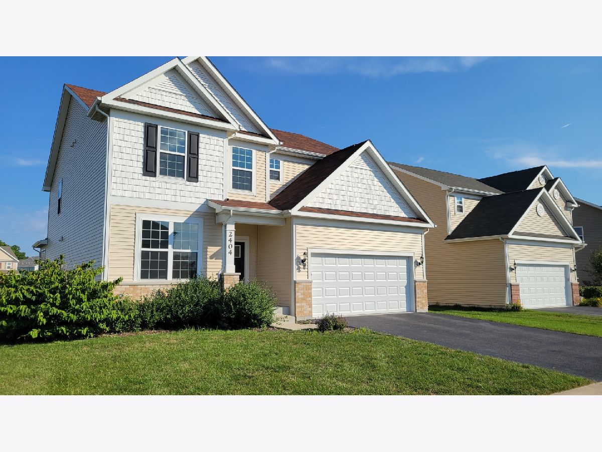 Homes Rented Atwater Naperville Illinois, 2404 Coastal Sage
