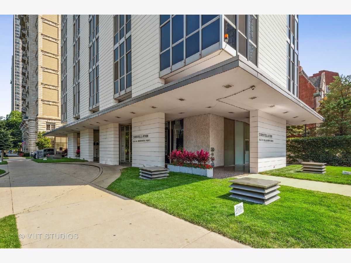 Condominiums Sold Constellation Chicago Illinois, 1555 Dearborn