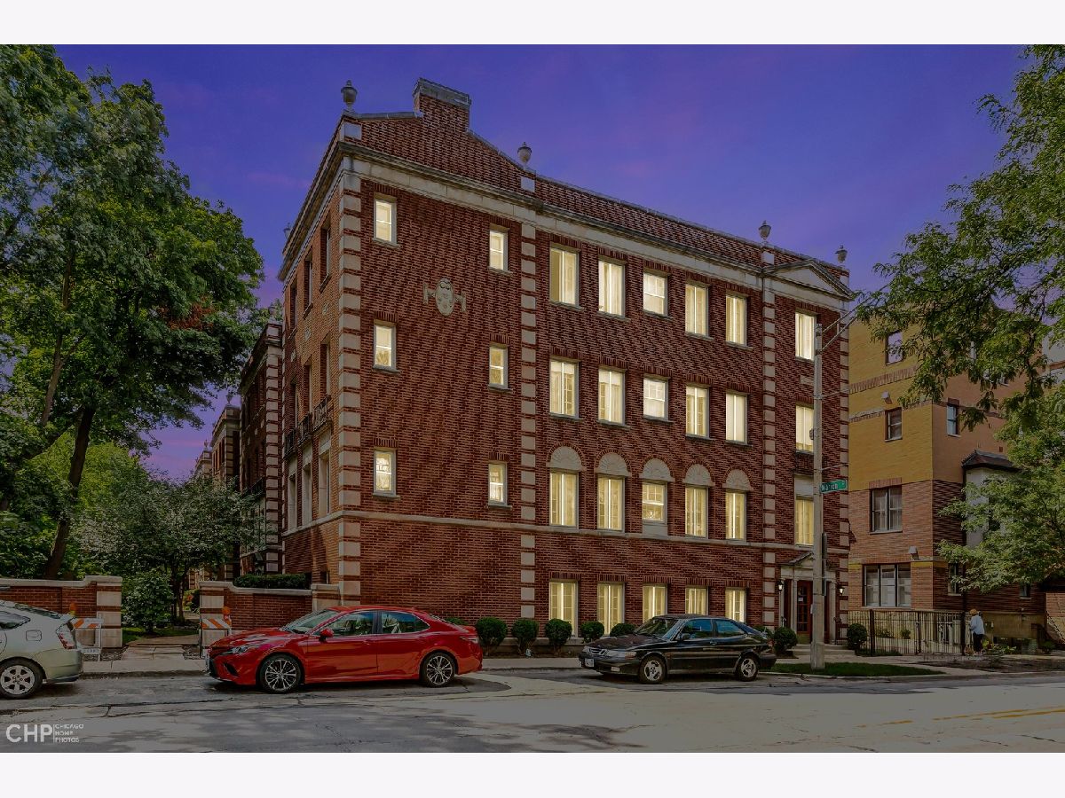 Condos & Townhomes Sold Sanctuary Oak Park Illinois, 1033 Ontario