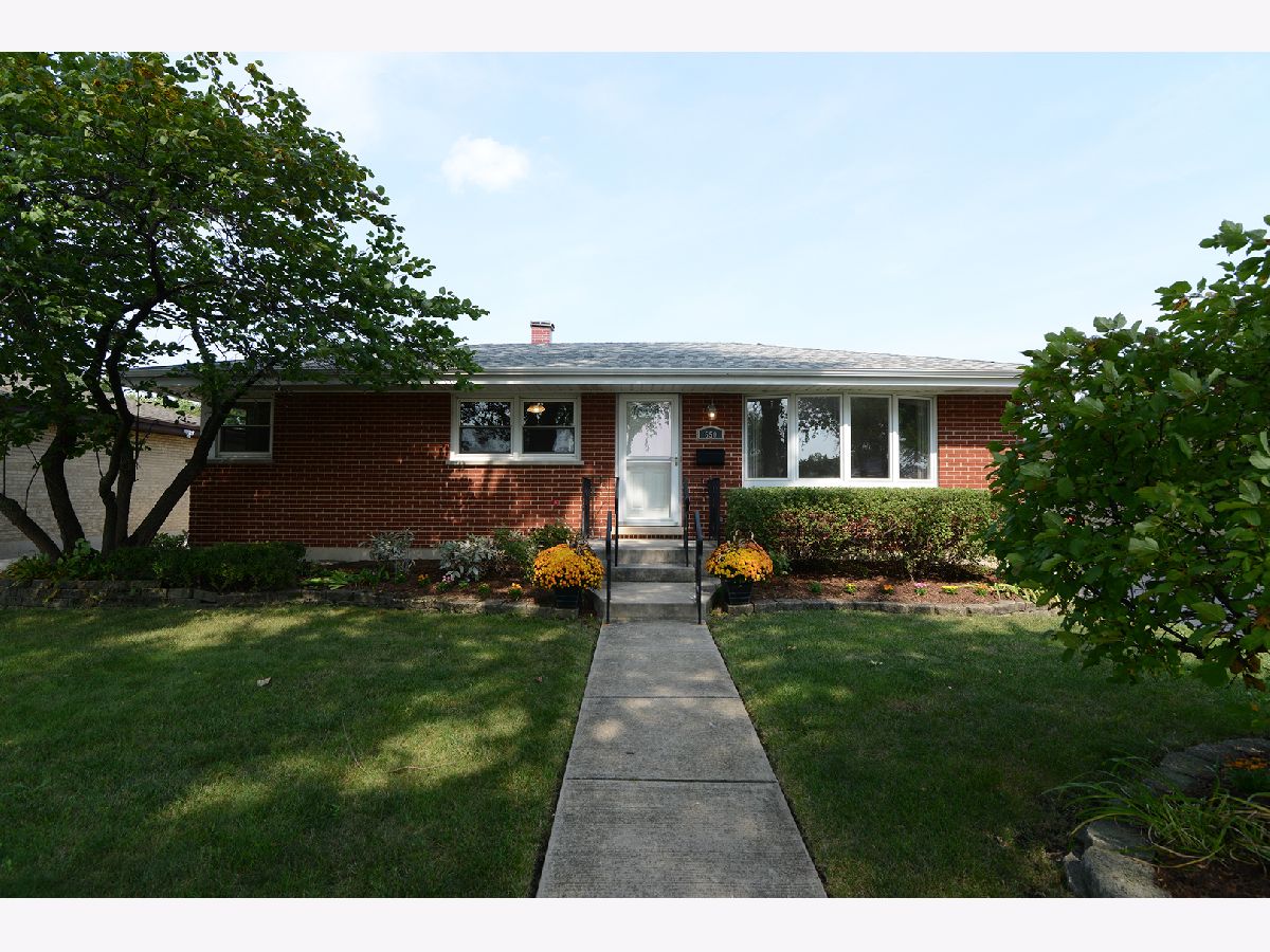Homes Sold Lullos Green Meadows Addison Illinois, 650 Willow Glen