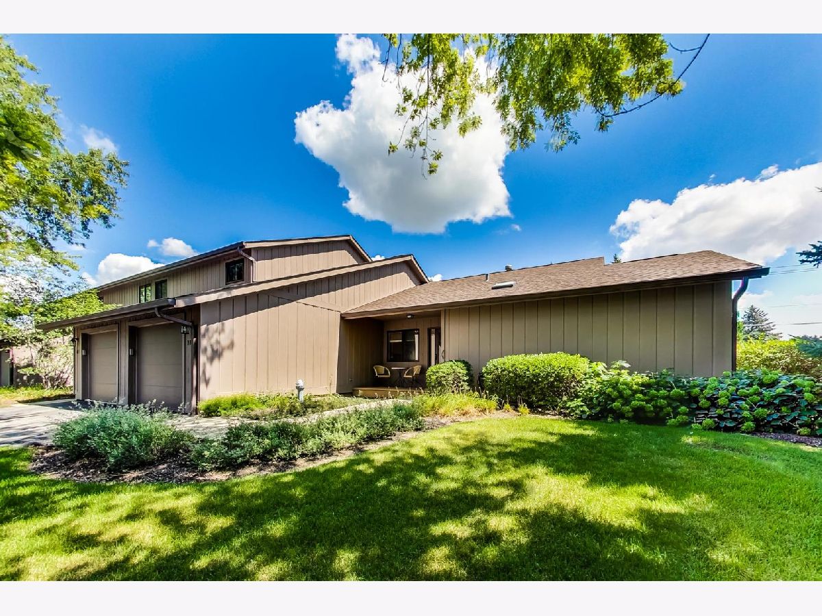 Townhomes Sold Stratford On Avon Grayslake Illinois, 881 Catherine