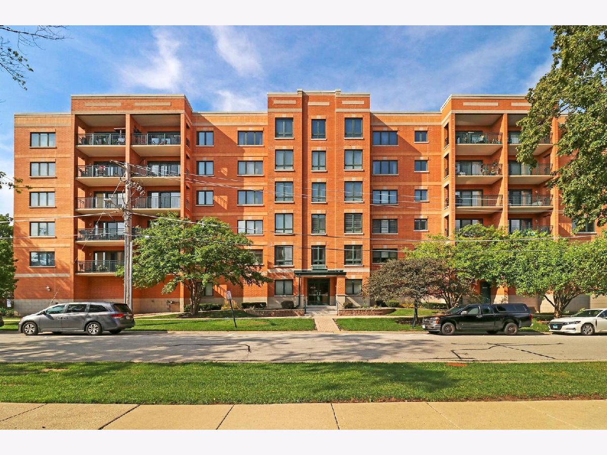 Condominiums Sold Ashland Place Des Plaines Illinois, 1636 Ashland